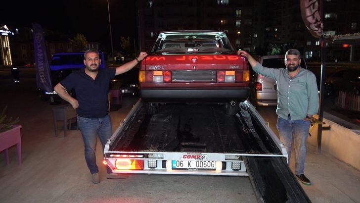 Türkiye'nin en pahalı Tofaş'ı rekor fiyattan satıldı! Çekiciyle götürdü: Sehpa üstünde duruyordu G3