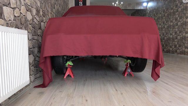 Türkiye'nin en pahalı Tofaş'ı rekor fiyattan satıldı! Çekiciyle götürdü: Sehpa üstünde duruyordu