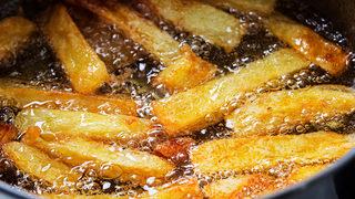 Yanlış yapıyorsunuz! Yağ çekmeden kızartma yapmak çok basit 