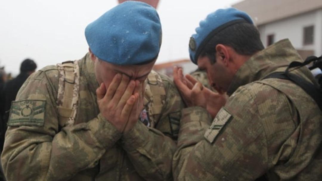 Y&uuml;rek yakan g&ouml;r&uuml;nt&uuml;! Şehidi b&ouml;yle karşıladılar