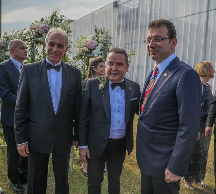 Kılıçdaroğlu, Yavaş ve İmamoğlu'nu buluşturan düğün! "Çocuklarınızın sayısını kendiniz belirlemeniz üzere..." G2