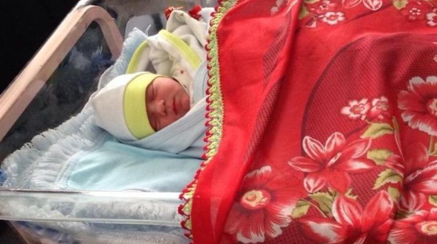 Mahsur kalan madenci baba oldu