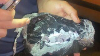 Bu da oldu! Kağıthane'de market aracından uyuşturucu fışkırdı