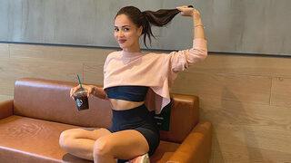 Survivor Berna Keklikler'den olay yaratan ayna pozu! Güzelliğiyle büyüledi...