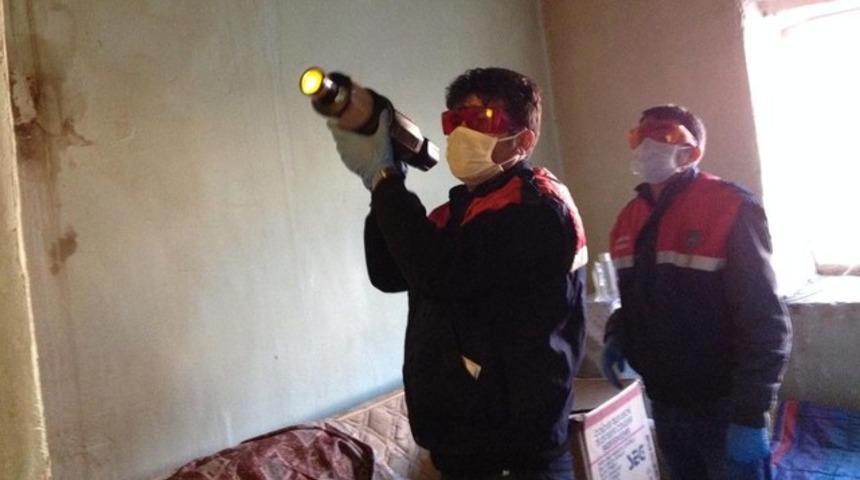 Nehir için akraba evlerinde arama