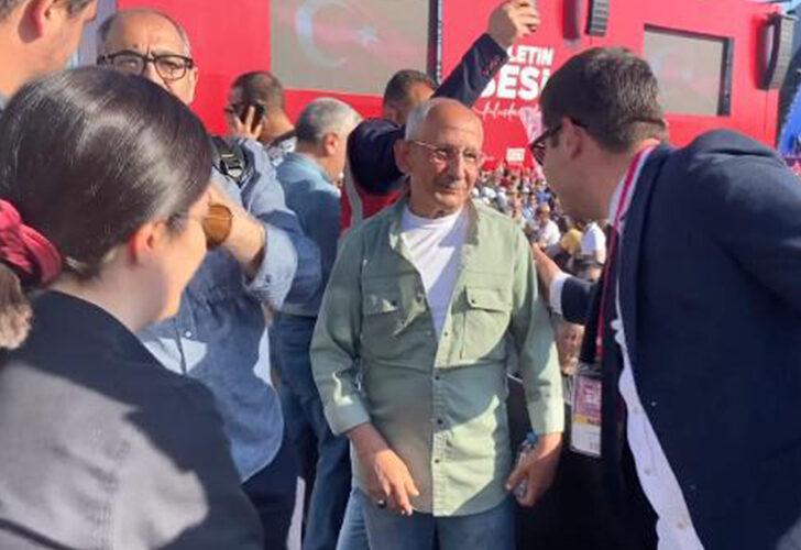 Milletin Sesi mitinginde ilginç anlar! Kılıçdaroğlu'na benzerliği gözlerden kaçmadı: "Herkes fotoğraf çektirmek istiyor"