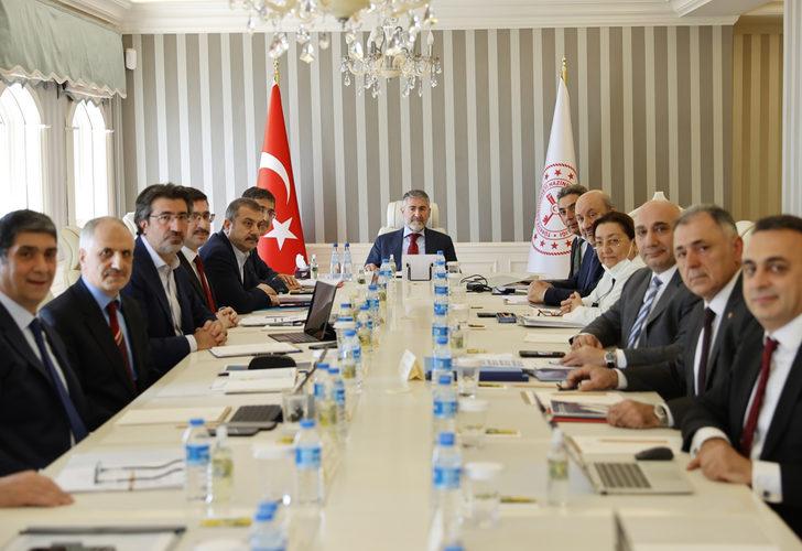 Bakan Nebati başkanlık etti! Finansal İstikrar Komitesinin 4. Toplantısı gerçekleştirildi