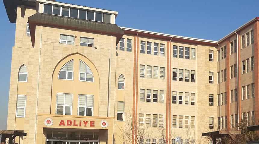 "Bu adamı öldürmemiz mi gerekiyor?" dedi! Doktoru tehdit eden öğretmen ve ailesi için mahkemeden dikkat çeken karar