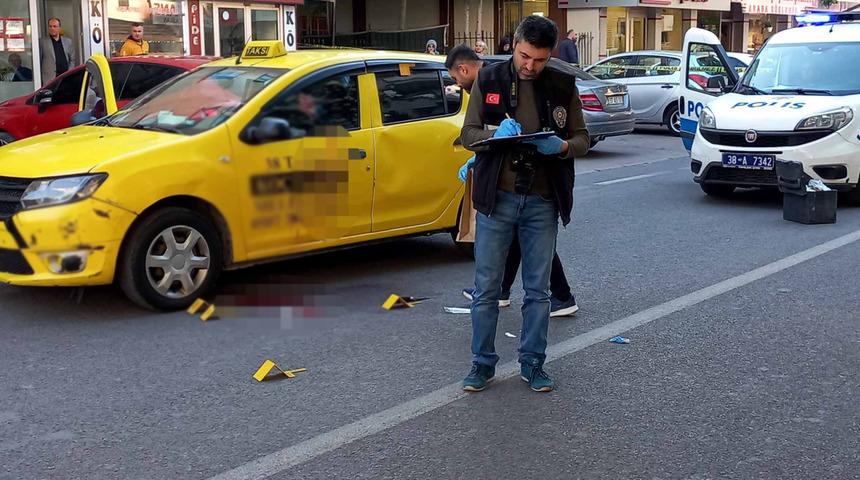 Kayseri'de taksiciye infaz! Yolunu kesip başından vurdu