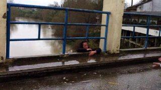 Liseli kızı intihardan, ayrıldığı erkek arkadaşı vazgeçirdi