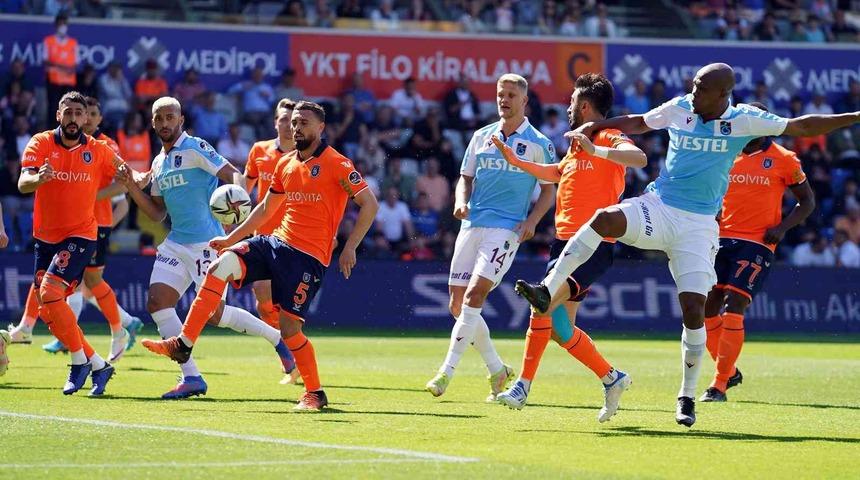 Son dakika: Başakşehir, şampiyon Trabzonspor'u 3 golle devirdi!