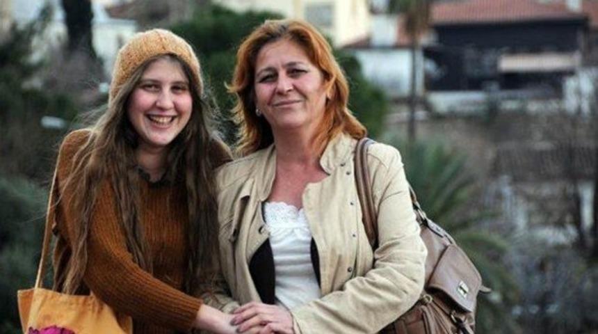 Annesi ve kız kardeşi g&ouml;zaltına alındı