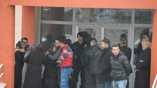 Hakkari'de tesisat ustası, okul inşaatında kendini astı