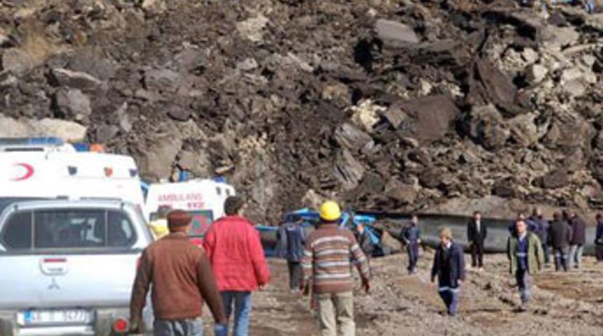 9 işçi hala göçük altında