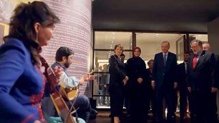 Cumhurbaşkanı Erdoğan espriyi patlattı! 'Sıkıysa Müslüm Baba söyleyin'