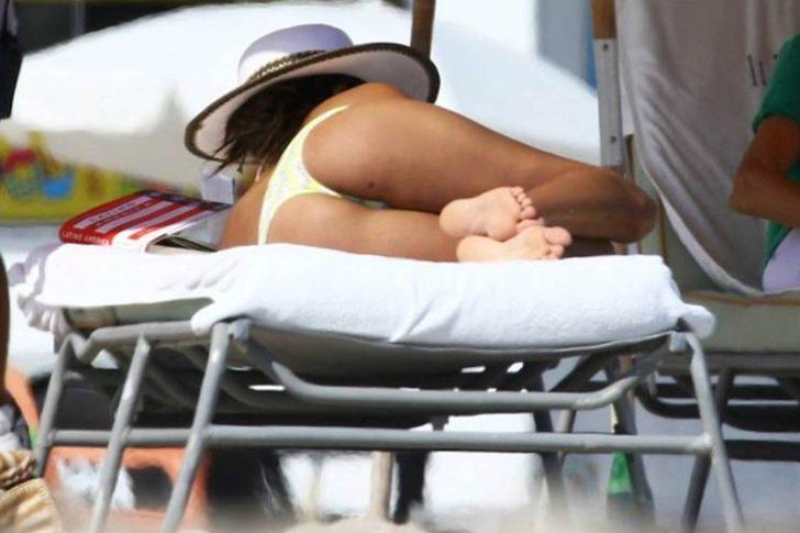 Eva Longoria'dan kışkırtıcı pozlar! G4