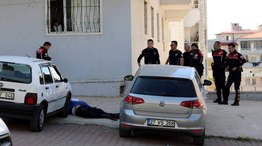 Gaziantep’te silahlı kavga kanlı bitti: 2 ölü, 1 yaralı