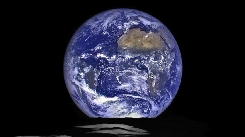 NASA'dan yeni D&uuml;nya fotoğrafı