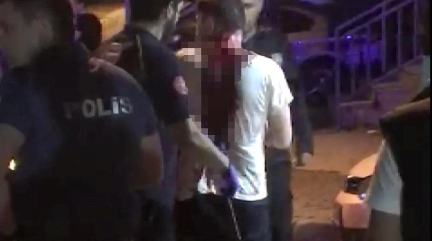 Avcılar'da tüyler ürperten görüntü! Sırtına zıpkın saplandı, kanlar içinde kaldı