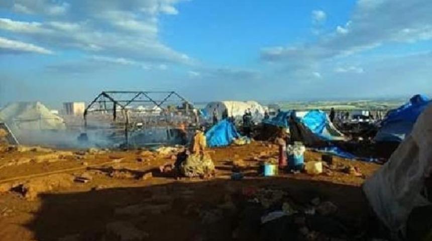 Sınırda sığınmacı kampı vuruldu: 60 ölü