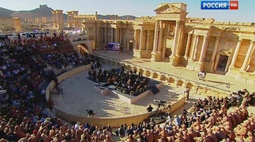 IŞİD'den geri alınan Palmira'da klasik müzik konseri