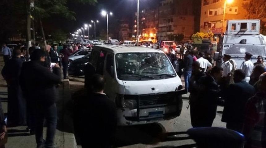 Mısır'da 8 polis öldürüldü