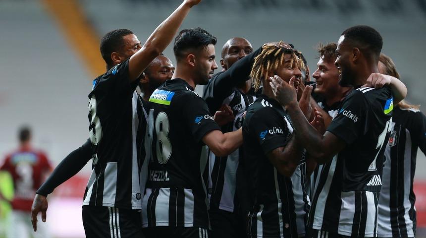 Son dakika: Beşiktaş'tan ayrılan Adem Ljajic'in yeni adresi belli oldu! Taraftarı çıldırtmıştı...