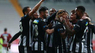 Son dakika: Beşiktaş'tan ayrılan Adem Ljajic'in yeni adresi belli oldu! Taraftarı çıldırtmıştı...