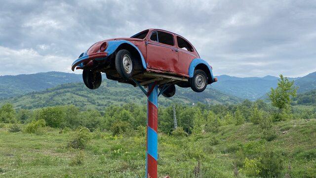 17 senedir süren ilginç gelenek! Şampiyon olan takımın renklerine boyuyor