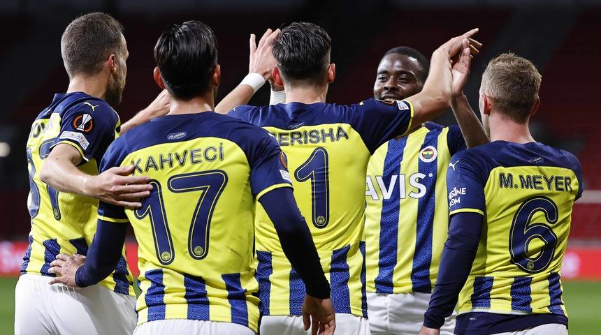 Son dakika: UEFA Avrupa Ligi'nde yılın golünü Fenerbahçeli Mergim Berisha attı!