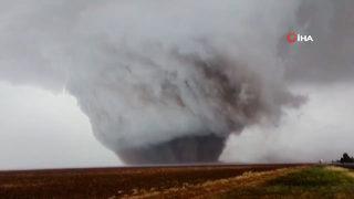ABD Texas'ta dev hortum! O anlar saniye saniye böyle görüntülendi