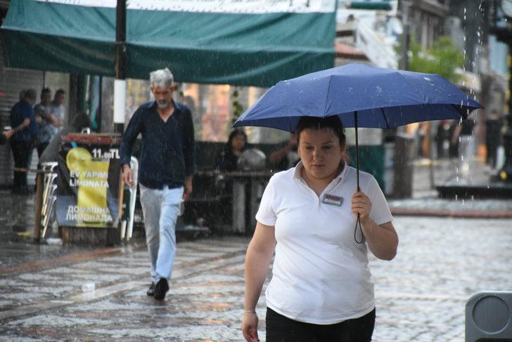 Bir anda bastırdı! Vatandaşlar zor anlar yaşadı G4