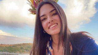 O Ses Türkiye sunucusu Saadet Özsırkıntı'dan mini şortlu poz! 