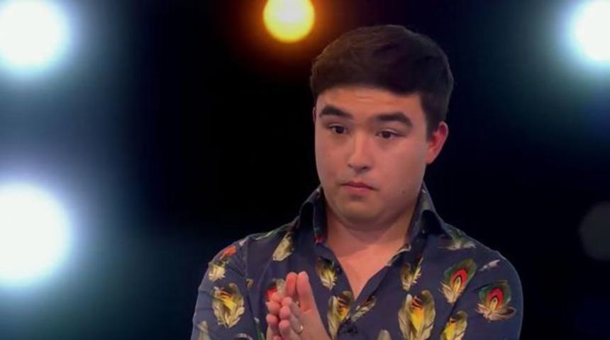 Canlı yayında utandı! İlk kez çıplak kadın gördüğünü anlatan yarışmacı stüdyoyu terk etti: Bunalmış hissettim