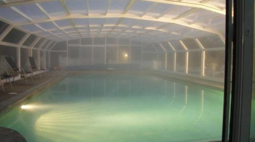 3 milyon sterlinlik eş değiştirmeli seks malikanesinde ölü bulundu!