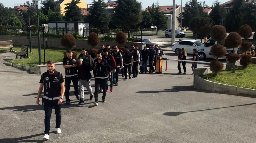 Karaman merkezli 4 ilde 'Dayı' operasyonu... Çok sayıda gözaltı var!