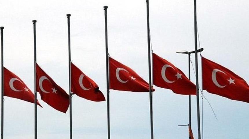 T&uuml;rkiye, Pakistan'daki saldırı nedeniyle yas ilan etti