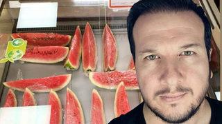 Şahan Gökbakar dilimle satılan karpuzları paylaştı: Vay be, güzel ülkem