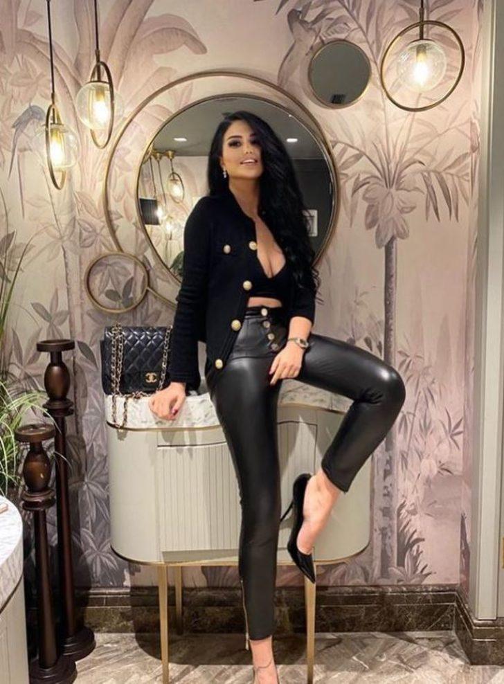 Berdan Mardini�nin eski eşi Fatoş Yelliler�den mini şortuyla sere serpe poz