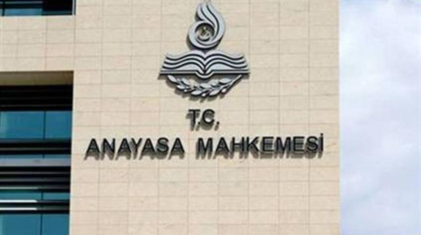 Erdoğan Anayasa Mahkemesi üyeliğine Kadir Özkaya'yı seçti