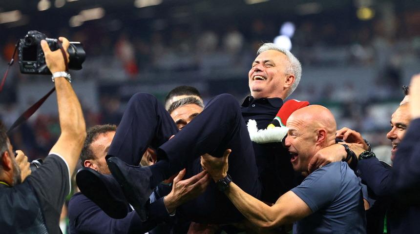 Son dakika: Jose Mourinho'nun yeni takımını duyurdular! Dünya futbolu karışacak...