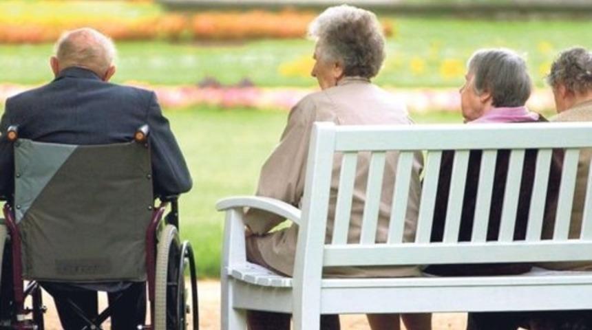 Otomatik emeklilik zorunluluğu getiriliyor