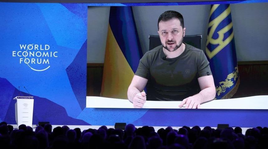 Ukrayna savaşı: Zelenskiy Kissinger'ı 'Kırım' &ccedil;ıkışı sonrası '1938'de Nazileri yatıştırmaya &ccedil;alışan siyaset&ccedil;ilere' benzetti