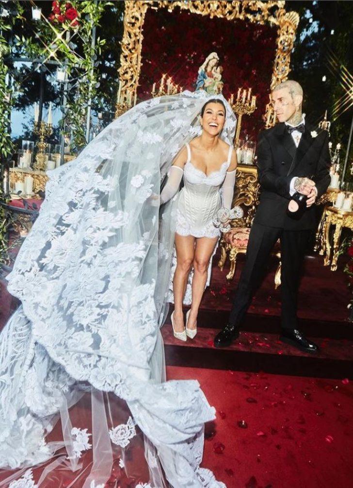 Kourtney Kardashian'a hamile kalma tavsiyeleri: Travis Barker'in spermini içme, vajina buharı ve dahası... G2