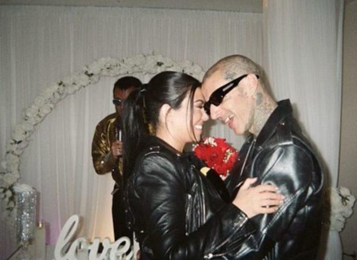 Kourtney Kardashian'a hamile kalma tavsiyeleri: Travis Barker'in spermini içme, vajina buharı ve dahası... G4