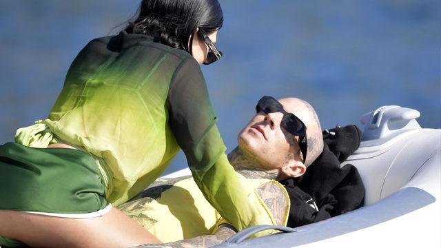 Kourtney Kardashian'a hamile kalma tavsiyeleri: Travis Barker'in spermini içme, vajina buharı ve dahası...
