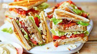 SANDVİÇ DİYİP GEÇMEYİN! Gelinim Mutfakta kulüp sandviç nasıl yapılır? Kulüp sandviç tarifi ve malzemeleri nelerdir?