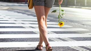 İsveç'ten şoke eden hamle: 'O kadınların' şort giymeleri yasak!