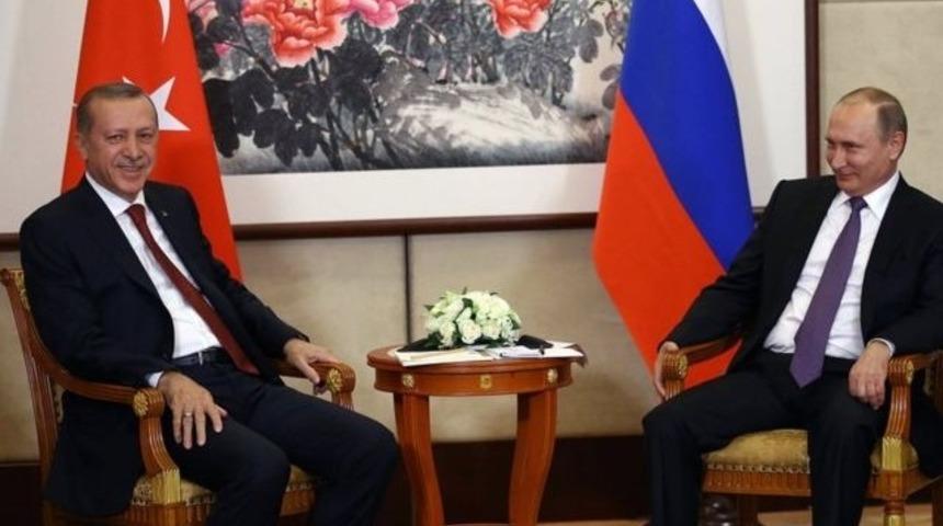 Putin'in T&uuml;rkiye g&uuml;ndemi enerji ve Suriye