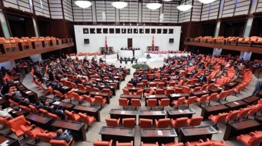 Hakkında dosya bulunan milletvekillerinin dokunulmazlığı kalkıyor